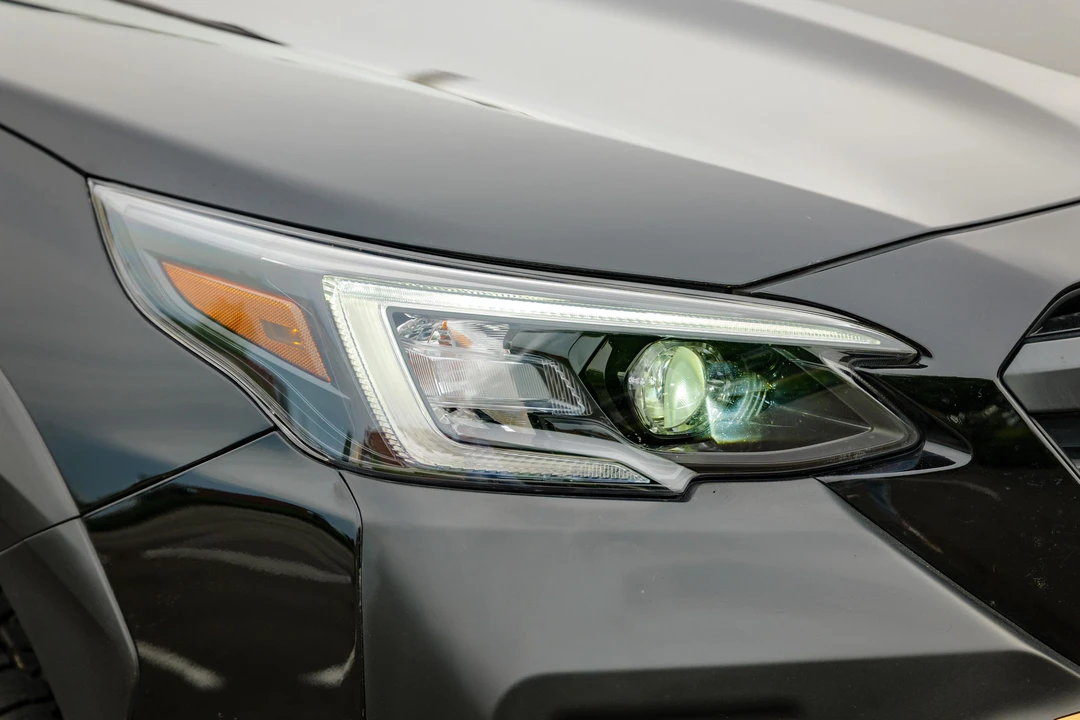 2023 Subaru Outback 6th Gen - Image 15 of 31