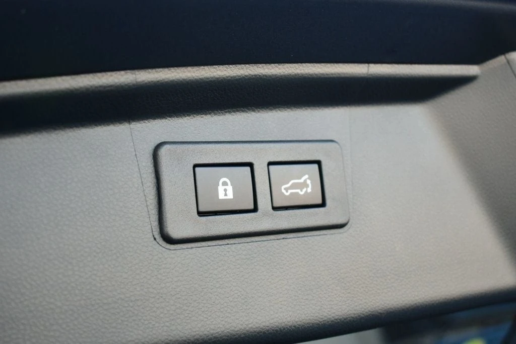 2023 Subaru Outback 6th Gen - Image 18 of 21