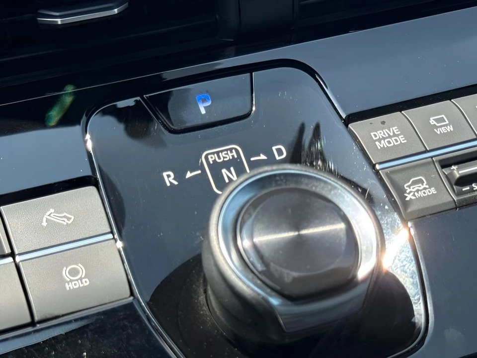 2023 Subaru - Image 16 of 31