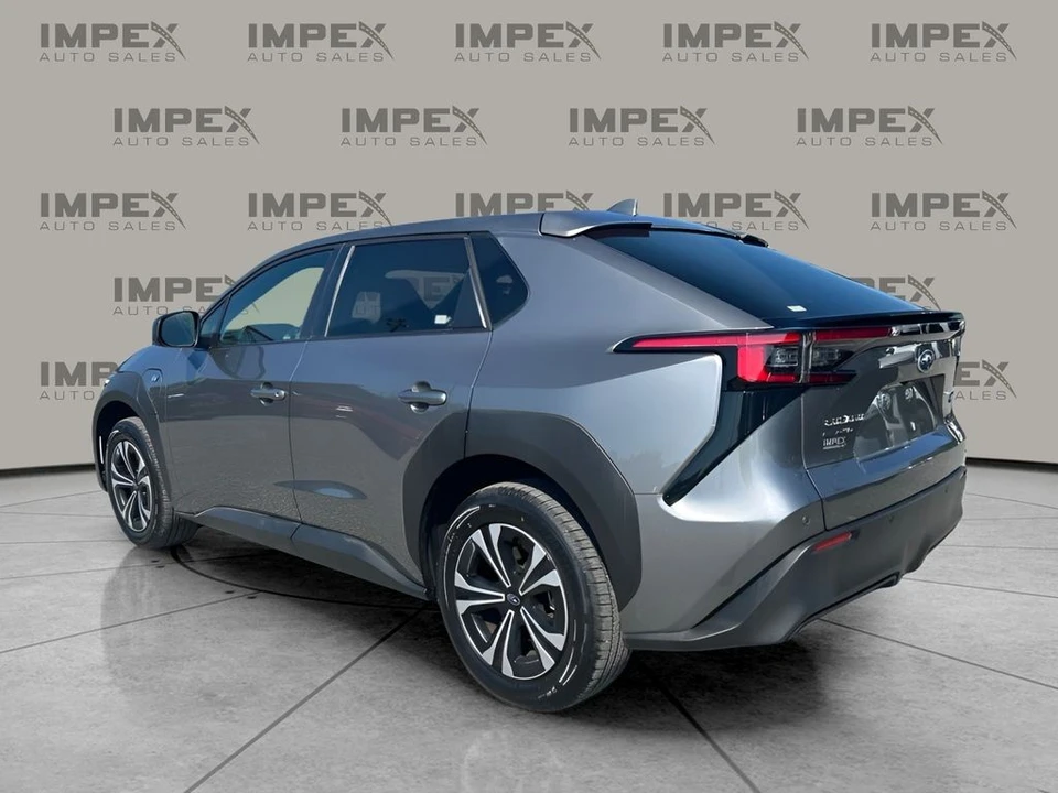 2023 Subaru - Image 3 of 31