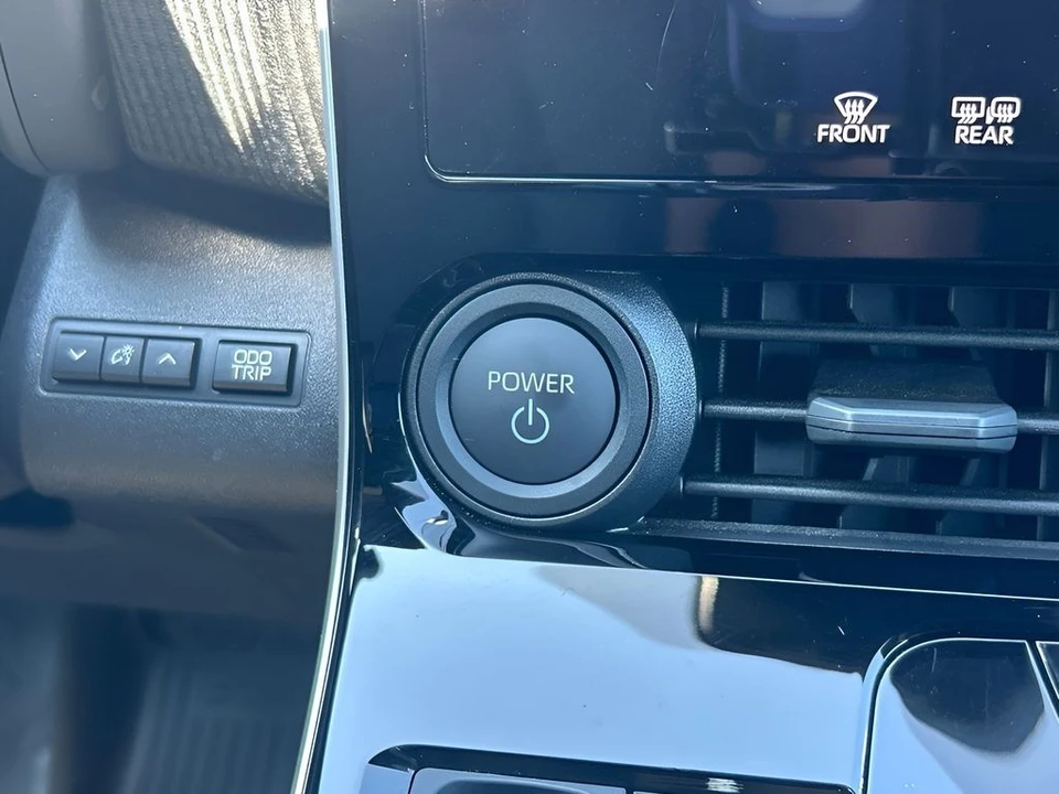 2023 Subaru - Image 21 of 31