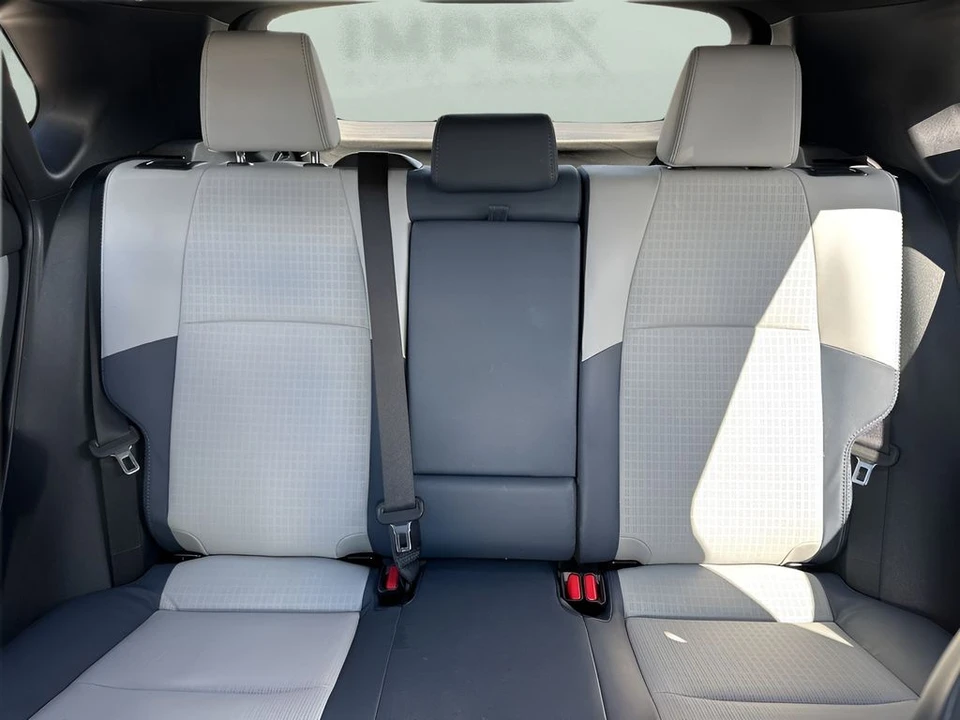 2023 Subaru - Image 13 of 21