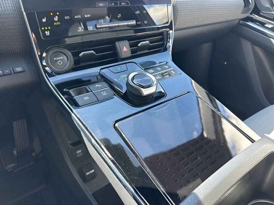 2023 Subaru - Image 17 of 21