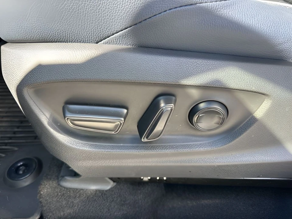 2023 Subaru - Image 10 of 21