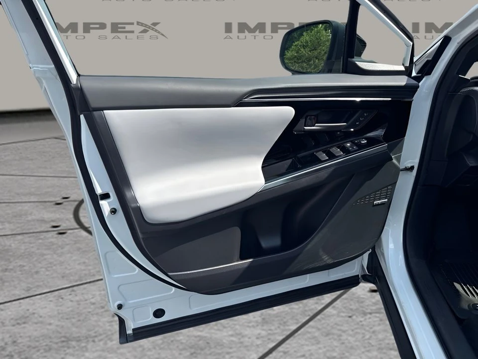 2023 Subaru - Image 16 of 23