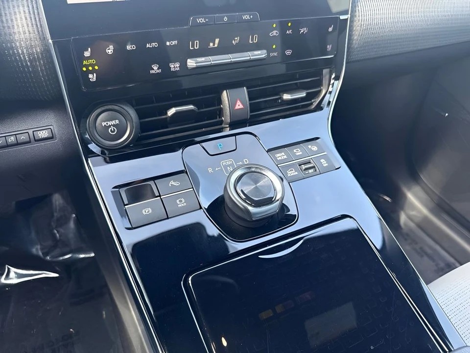 2023 Subaru - Image 15 of 31
