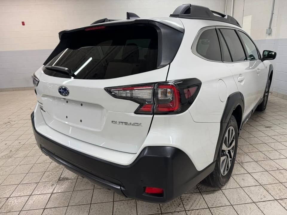 2023 Subaru Outback 6th Gen - Image 5 of 19