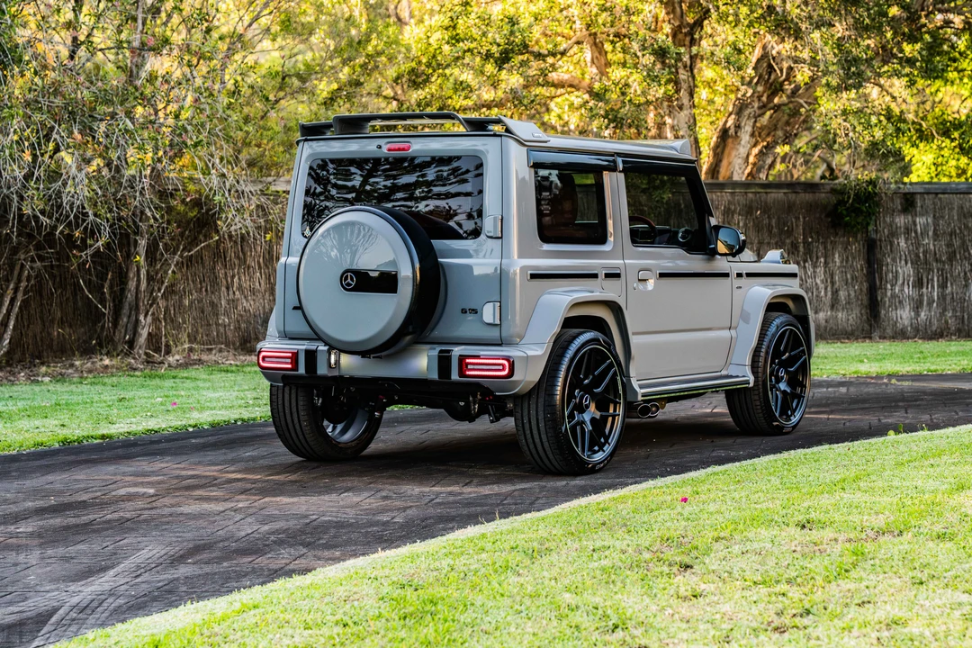 2023 Suzuki Jimny 4th Gen - Image 5 of 31