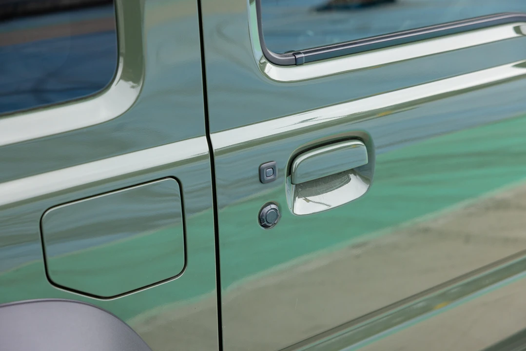 2023 Suzuki Jimny 4th Gen - Image 19 of 31