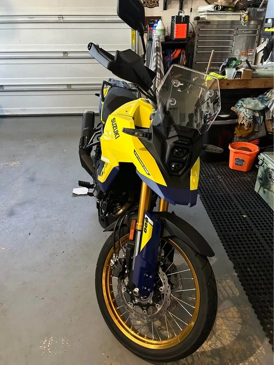 2023 Suzuki Motorcycles - Image 4 of 4