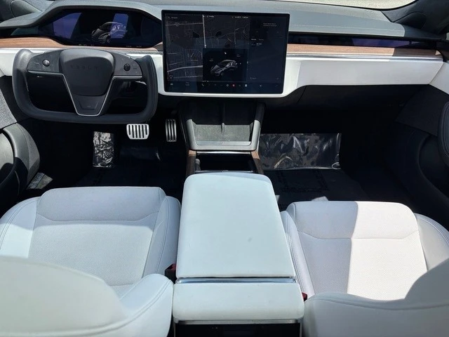 2023 Tesla Model S - Image 10 of 12