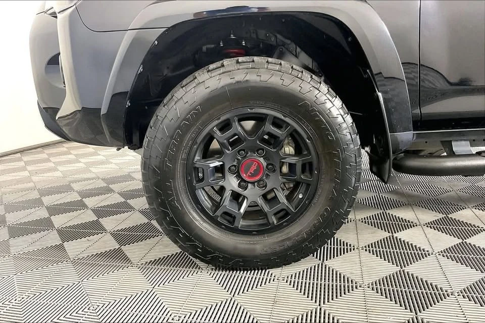 2023 Toyota 4Runner 5th Gen - Image 5 of 20