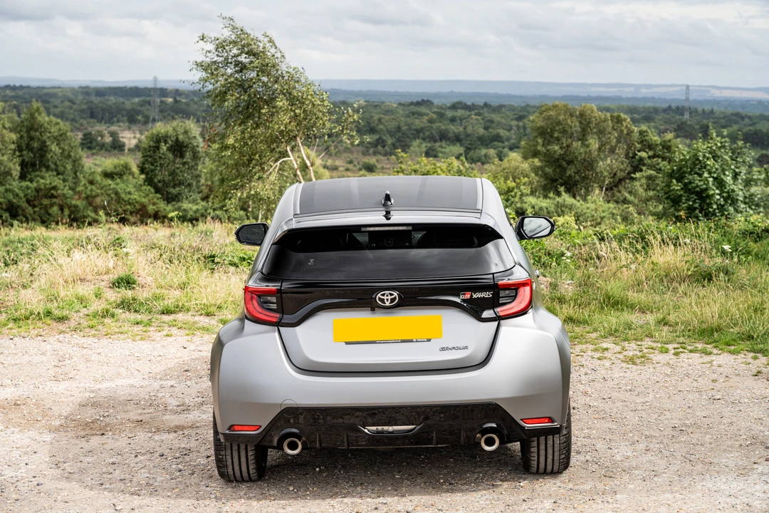2023 Toyota Yaris - Image 13 of 31