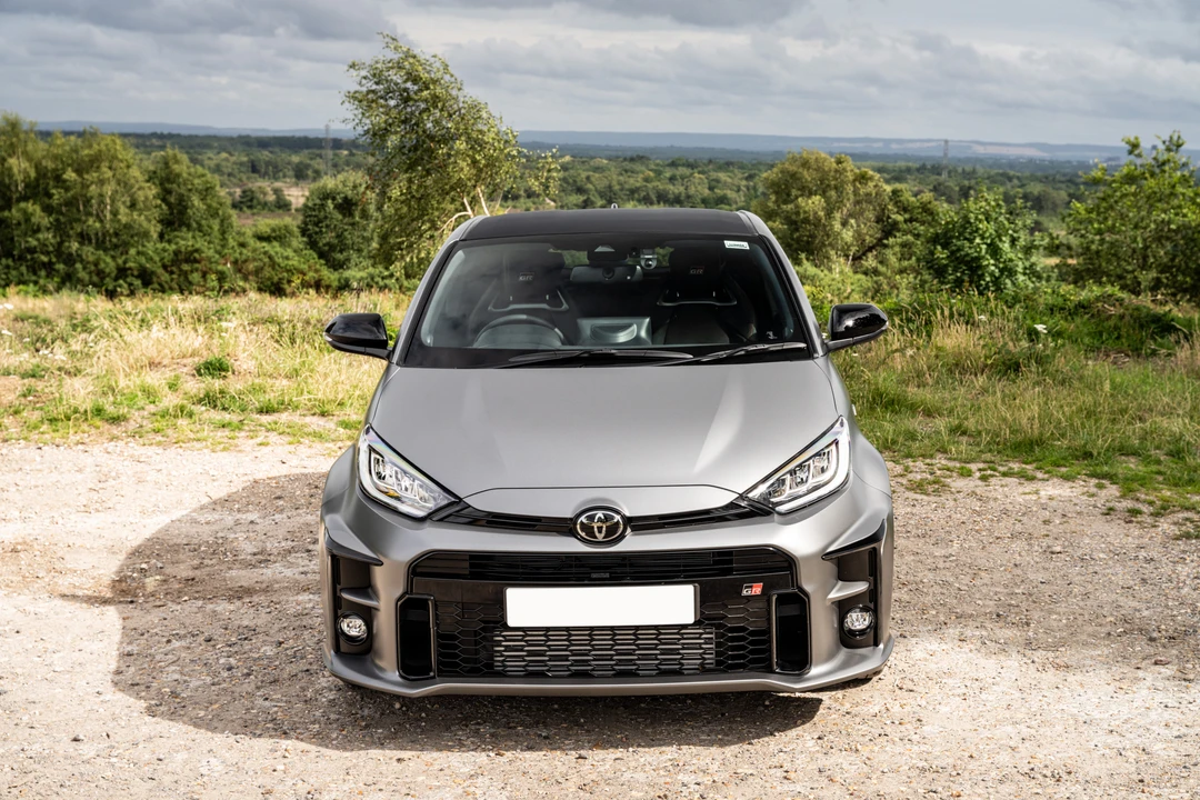 2023 Toyota Yaris - Image 3 of 31