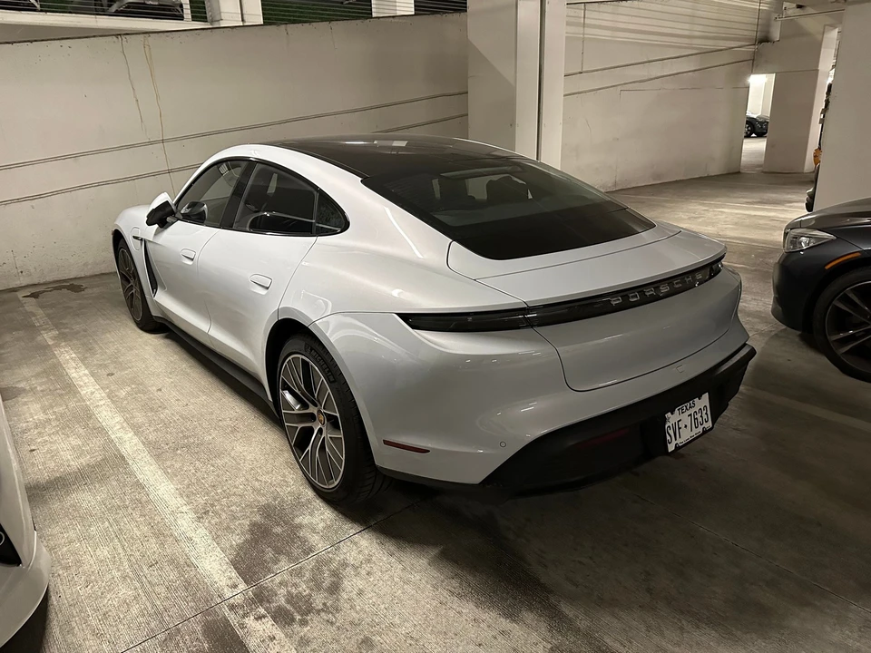 2023 Porsche Taycan - Image 5 of 13