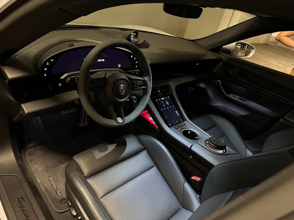 2023 Porsche Taycan - Image 11 of 13