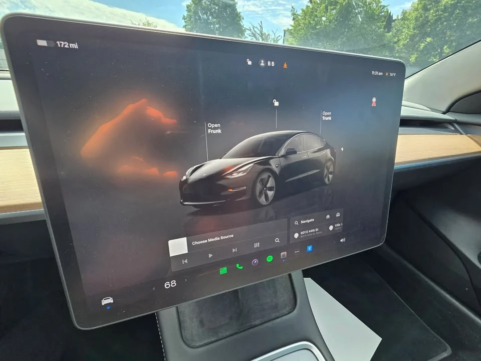 2023 Tesla Model 3 - Image 17 of 18