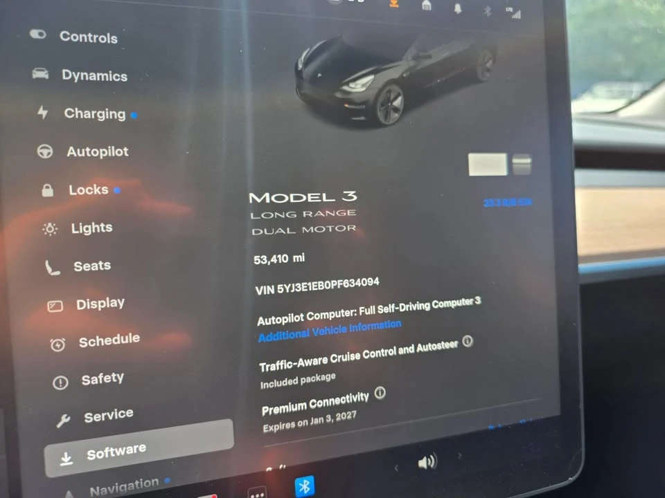 2023 Tesla Model 3 - Image 18 of 18