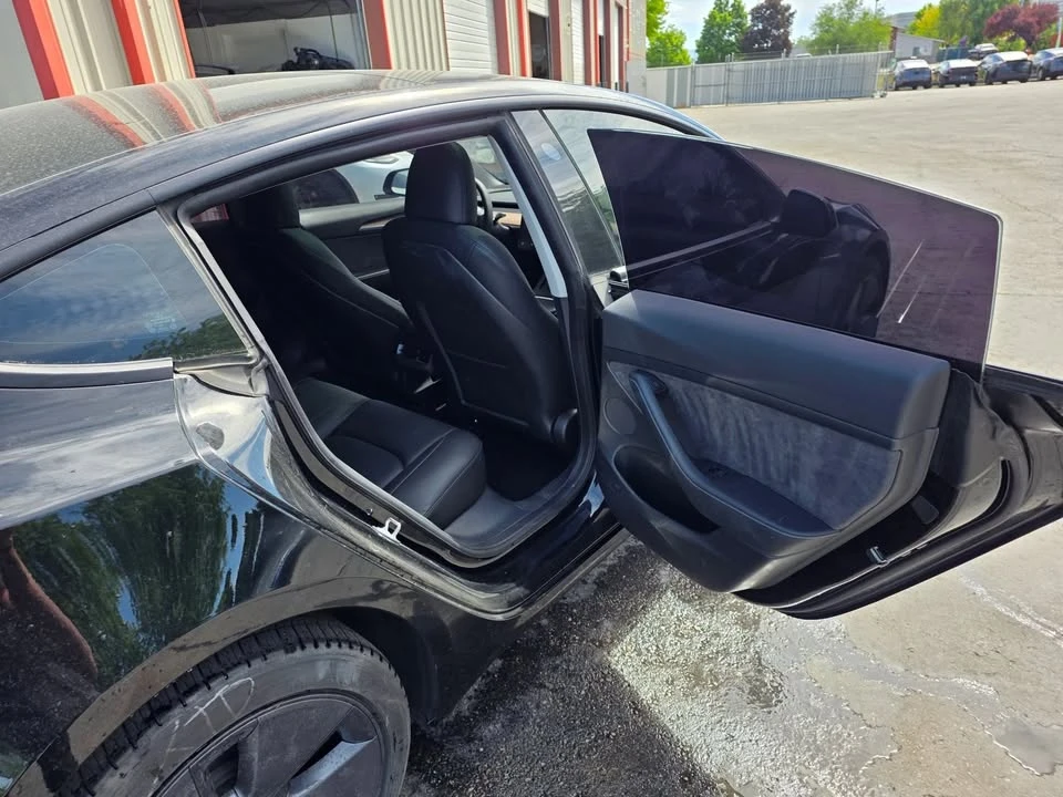 2023 Tesla Model 3 - Image 14 of 18