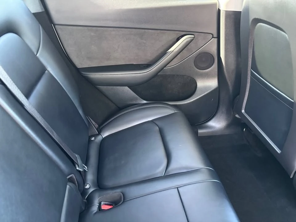 2023 Tesla Model Y - Image 16 of 20