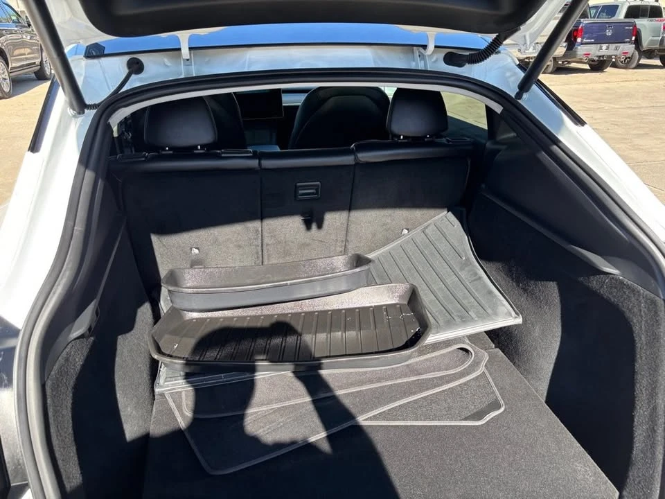 2023 Tesla Model Y - Image 20 of 20