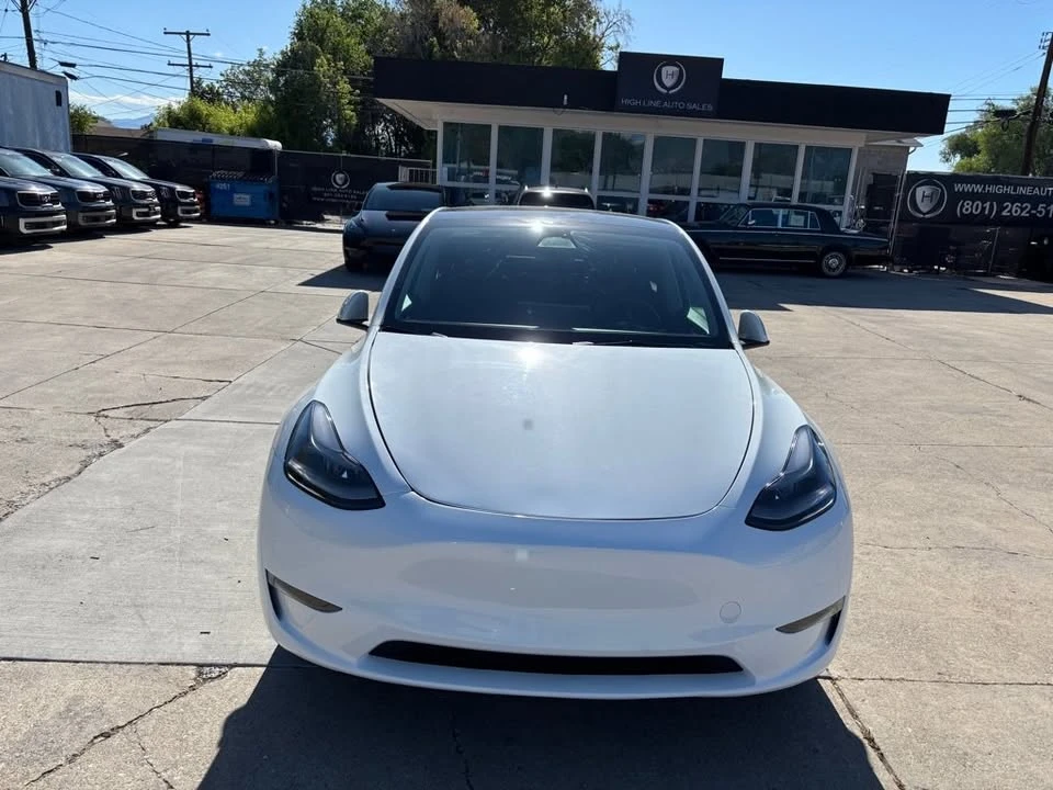 2023 Tesla Model Y - Image 2 of 20