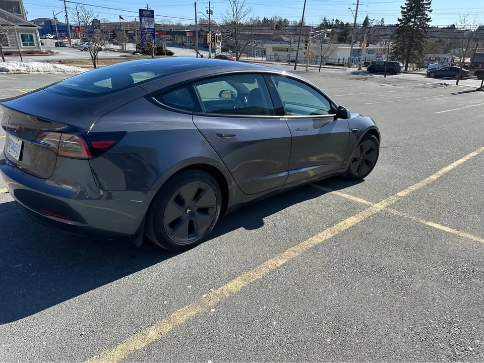 2023 Tesla Model 3 - Image 3 of 7