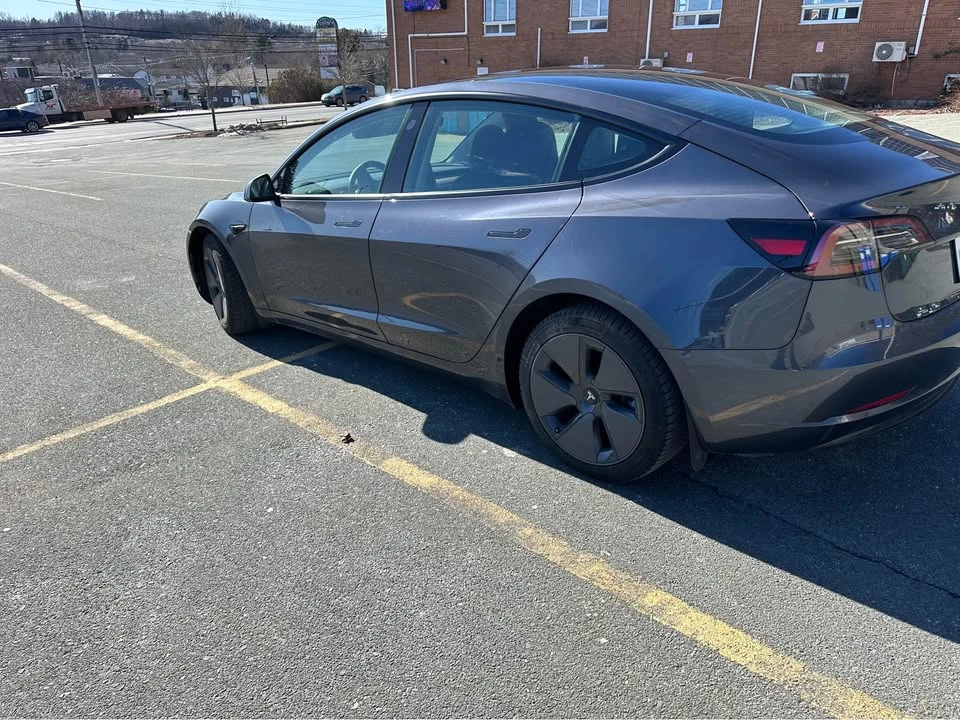 2023 Tesla Model 3 - Image 5 of 7