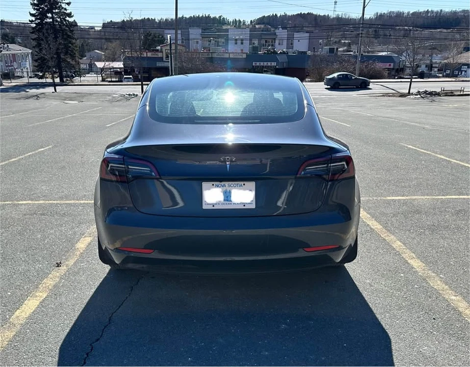 2023 Tesla Model 3 - Image 4 of 7