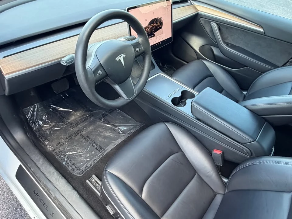 2023 Tesla Model 3 - Image 8 of 18