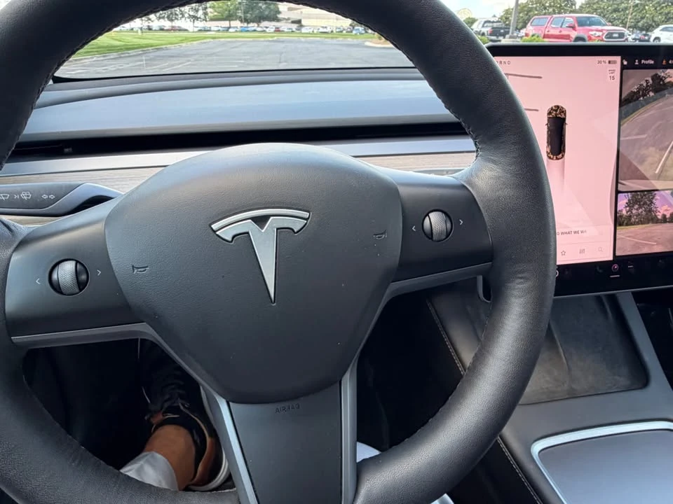 2023 Tesla Model 3 - Image 9 of 18