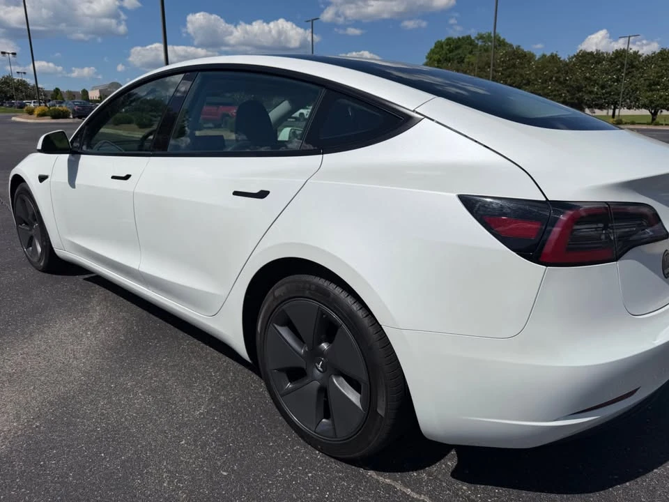 2023 Tesla Model 3 - Image 4 of 18