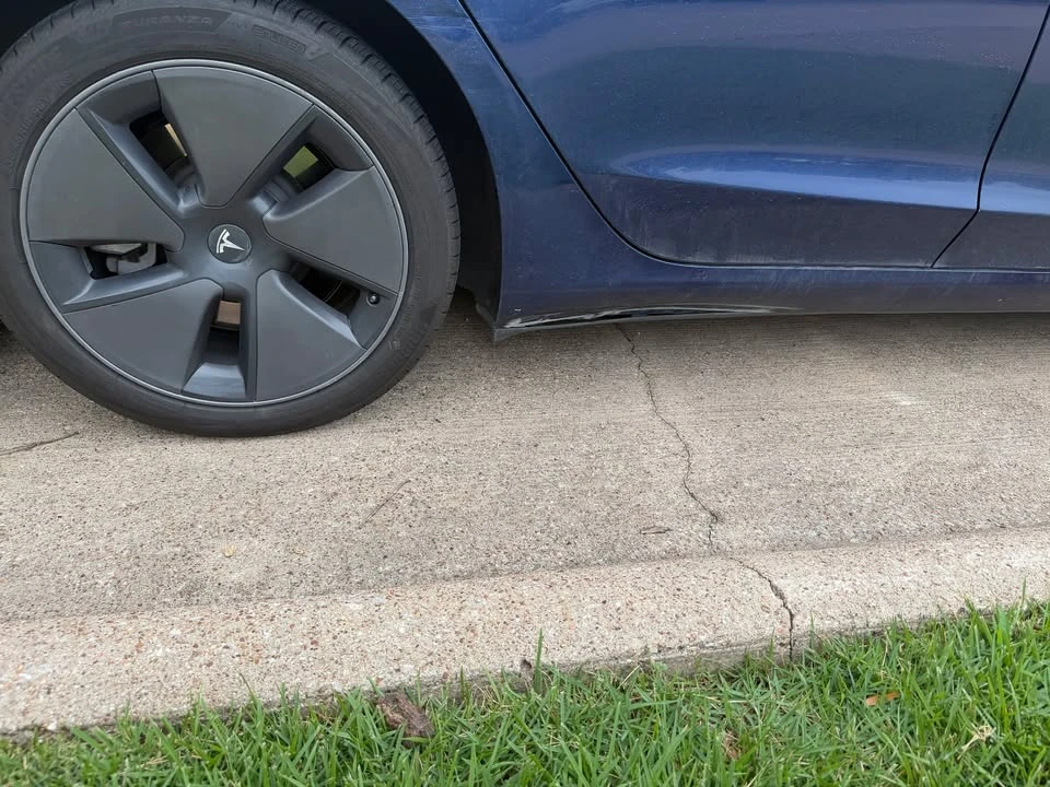2023 Tesla Model 3 - Image 6 of 13