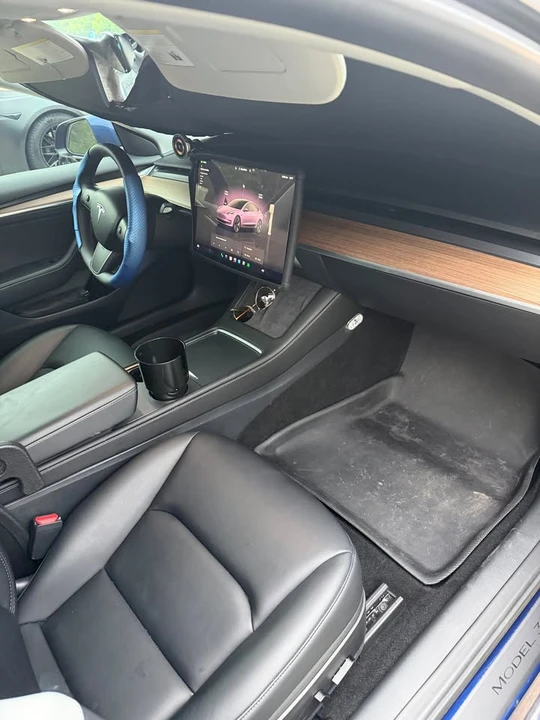 2023 Tesla Model 3 - Image 9 of 13