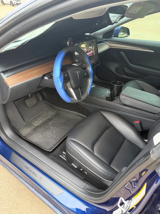 2023 Tesla Model 3 - Image 11 of 13