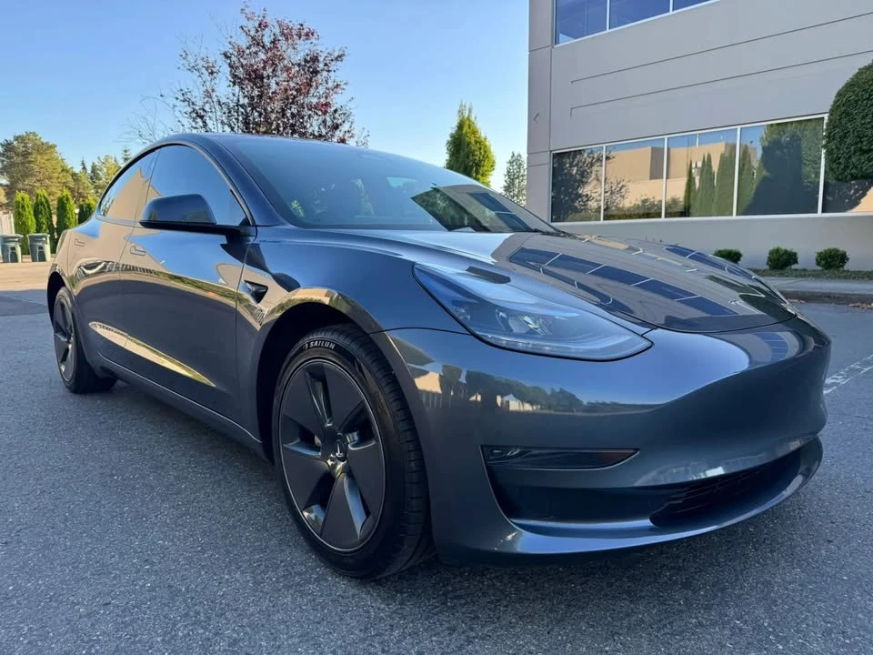 2023 Tesla Model 3 - Image 2 of 20