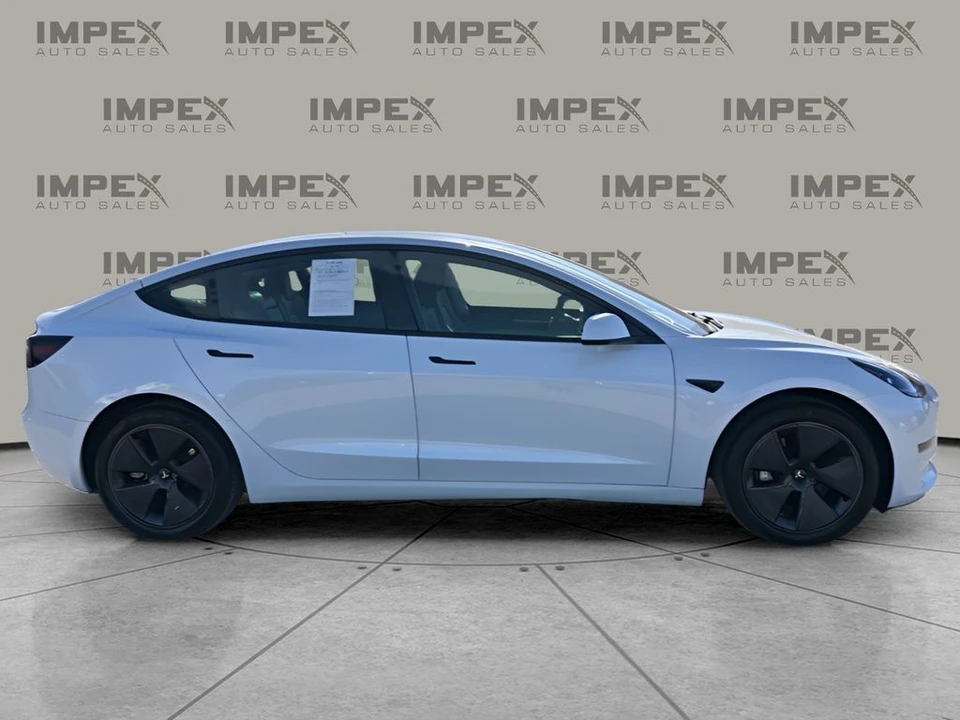 2023 Tesla Model 3 - Image 6 of 12