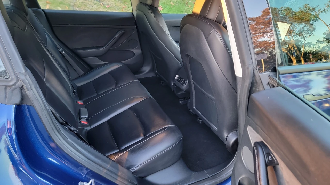 2023 Tesla Model 3 - Image 15 of 21