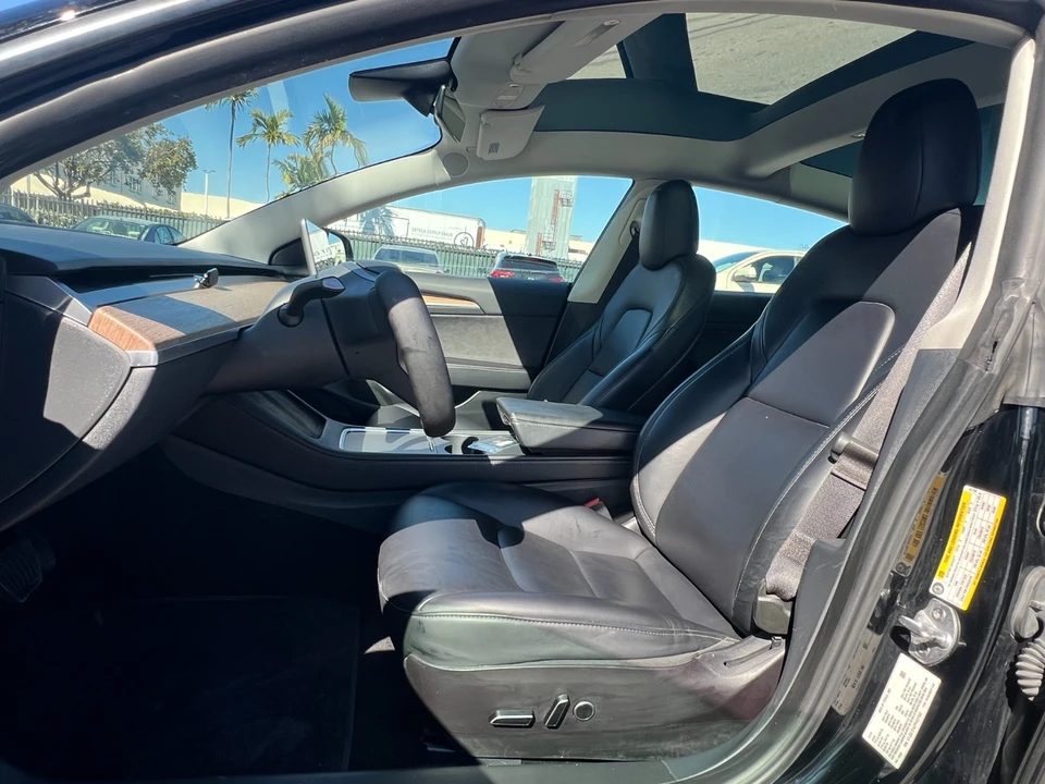 2023 Tesla Model 3 - Image 12 of 21