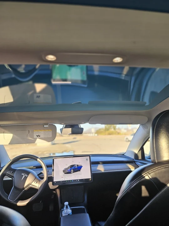 2023 Tesla Model 3 - Image 9 of 11