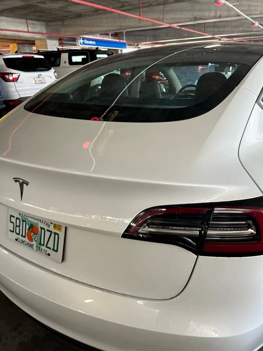 2023 Tesla Model 3 - Image 10 of 21