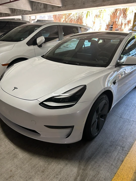 2023 Tesla Model 3 - Image 17 of 21