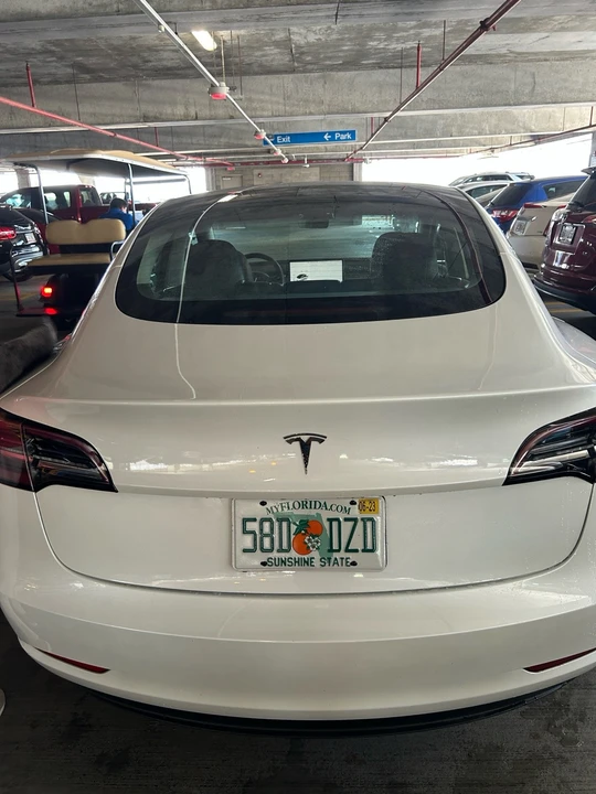 2023 Tesla Model 3 - Image 11 of 21