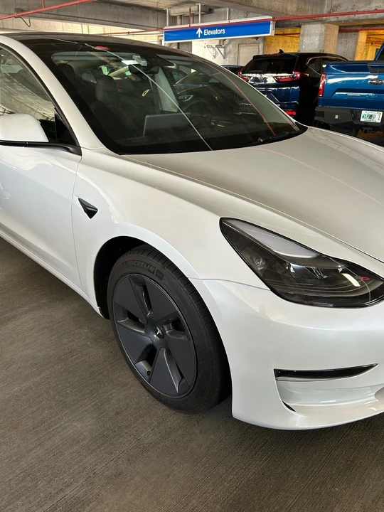 2023 Tesla Model 3 - Image 14 of 21