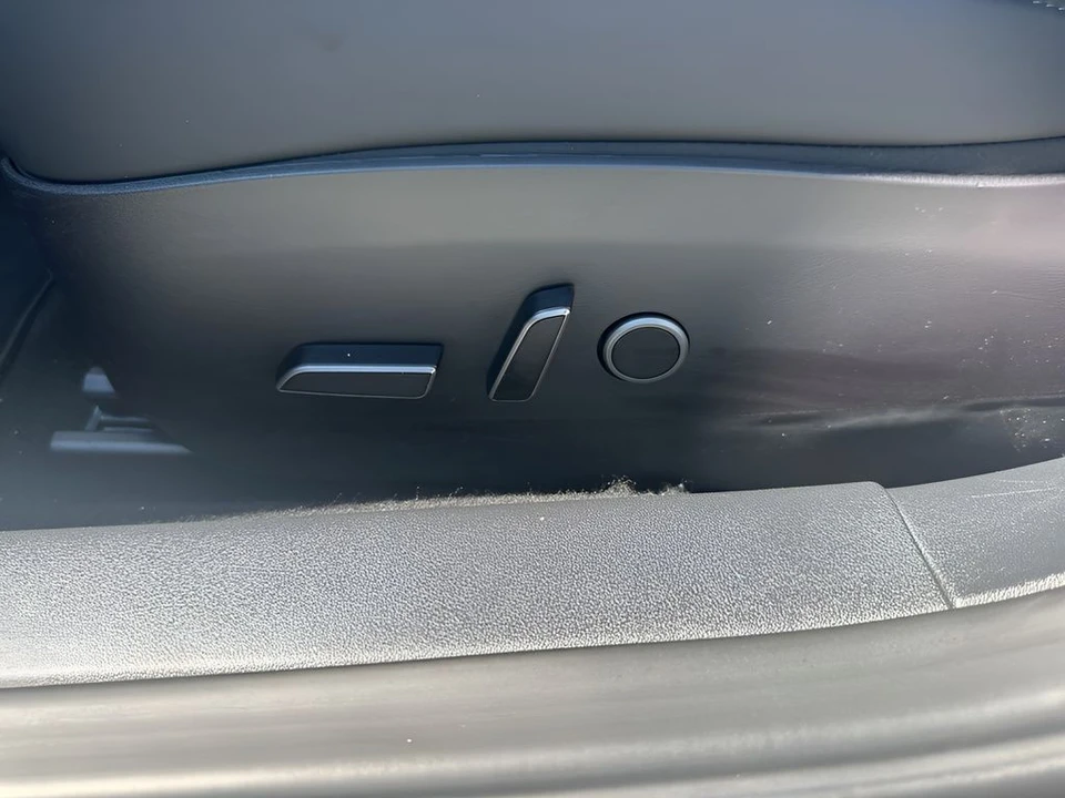 2023 Tesla Model 3 - Image 10 of 12