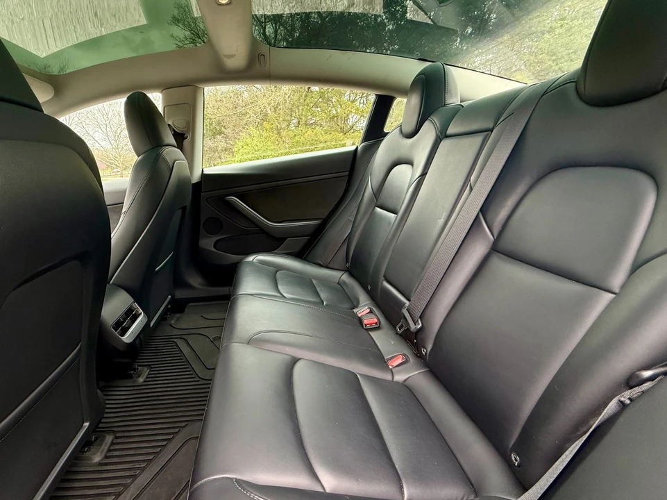 2023 Tesla Model S - Image 14 of 21