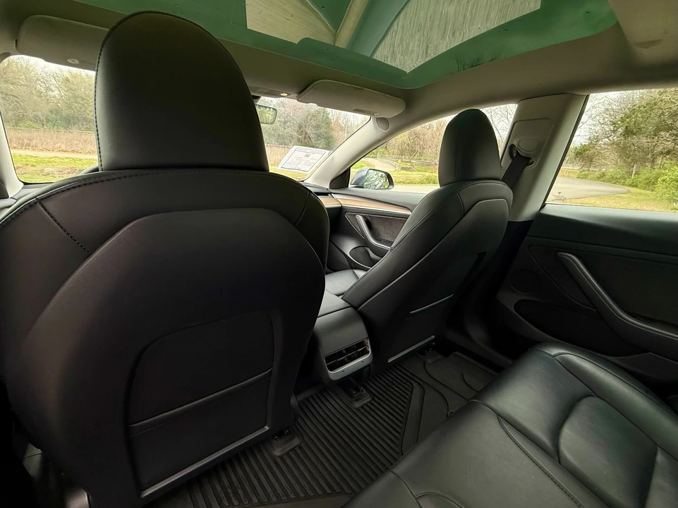 2023 Tesla Model S - Image 15 of 21