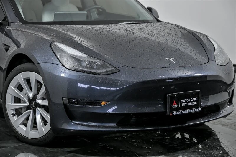 2023 Tesla Model S - Image 2 of 21