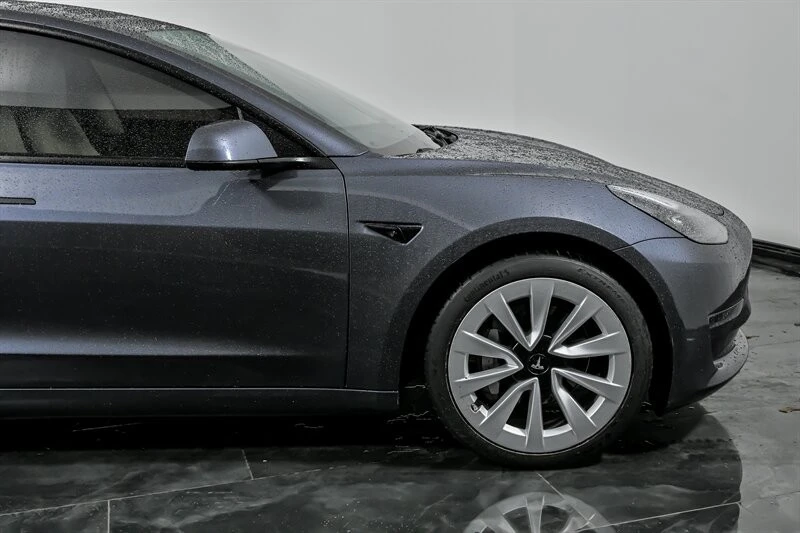 2023 Tesla Model S - Image 12 of 21