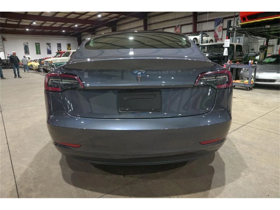 2023 Tesla Model 3 - Image 7 of 31